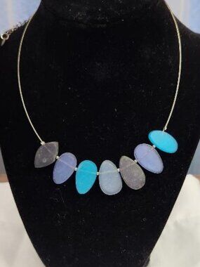 Tropical Beach Chic Wire Choker Necklace